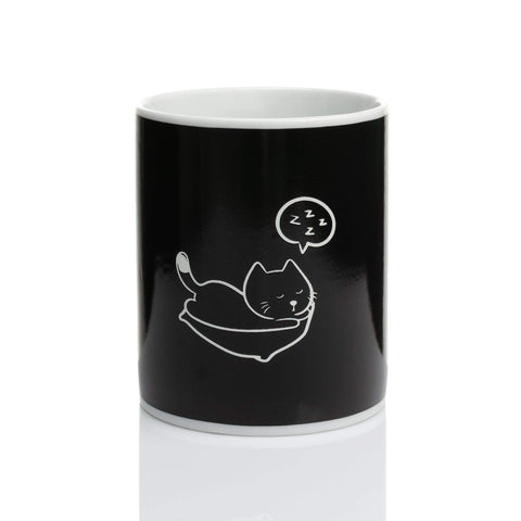 InGwest hand-held mug displayed for comfortable grip and aroma.