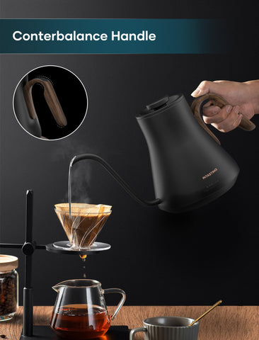 Kettle demonstrating 2-hour temperature hold for ready-to-pour performance.