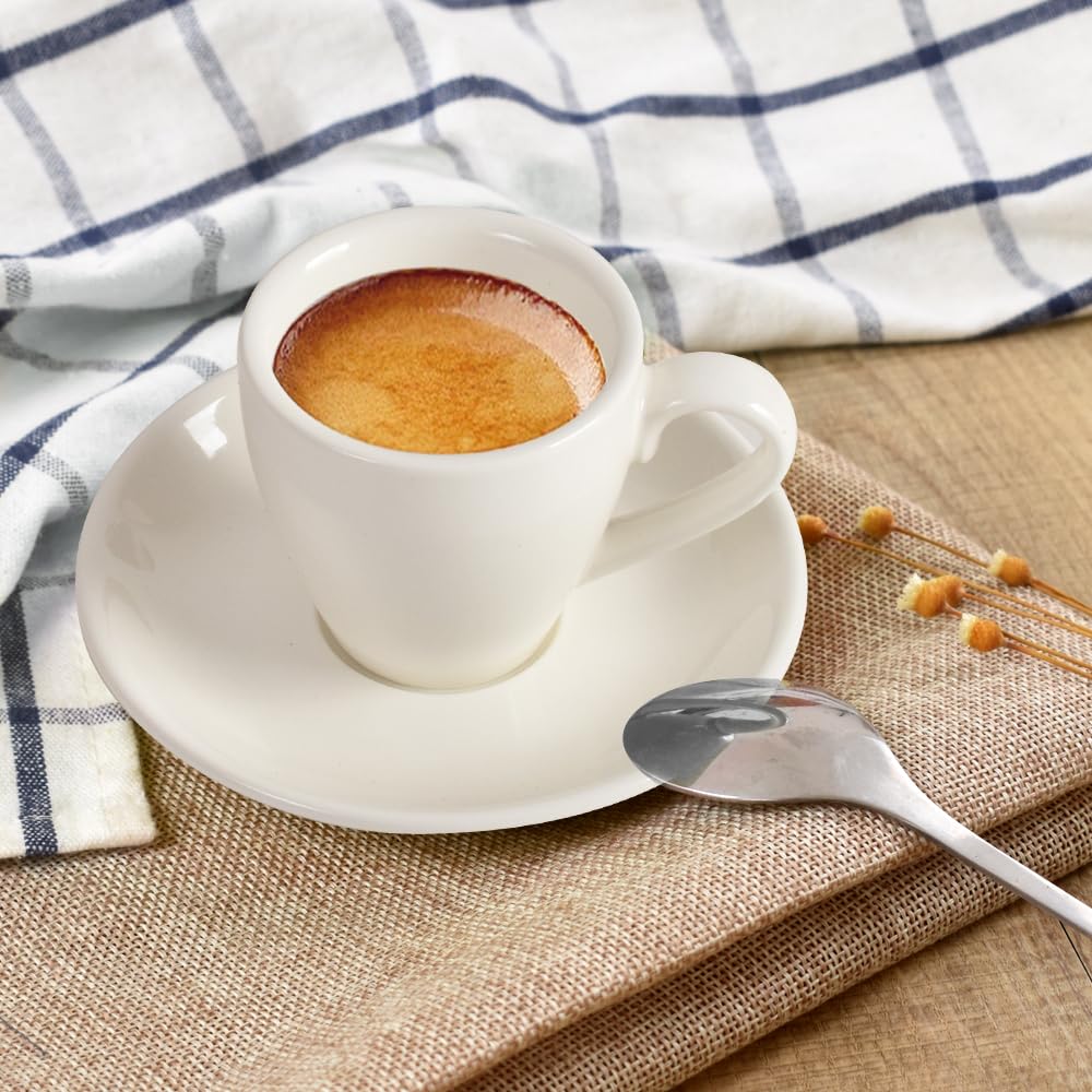 ionEgg espresso shot pouring close-up highlights premium, clean design.