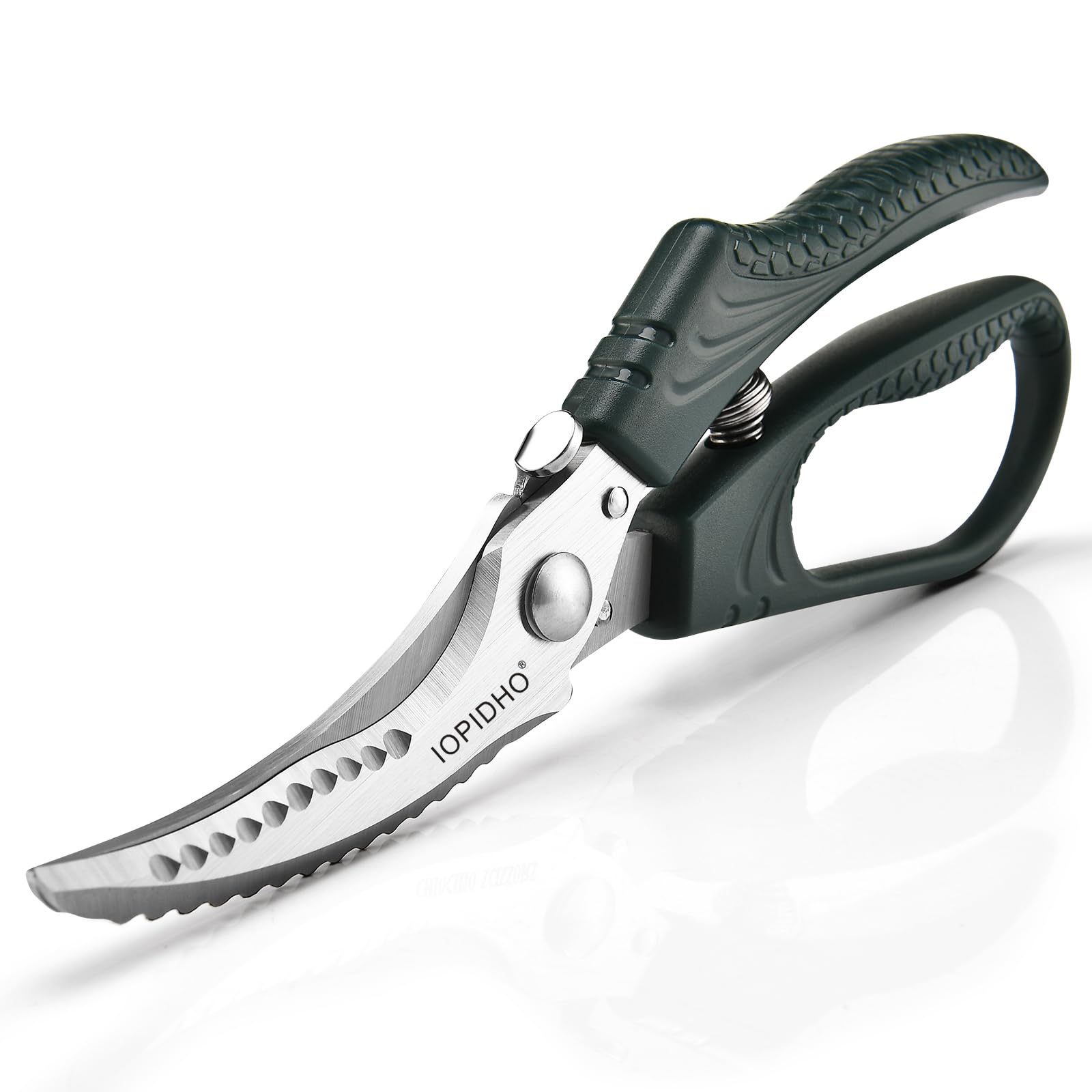IOPIDHO heavy-duty poultry shears blade close-up for precise cuts