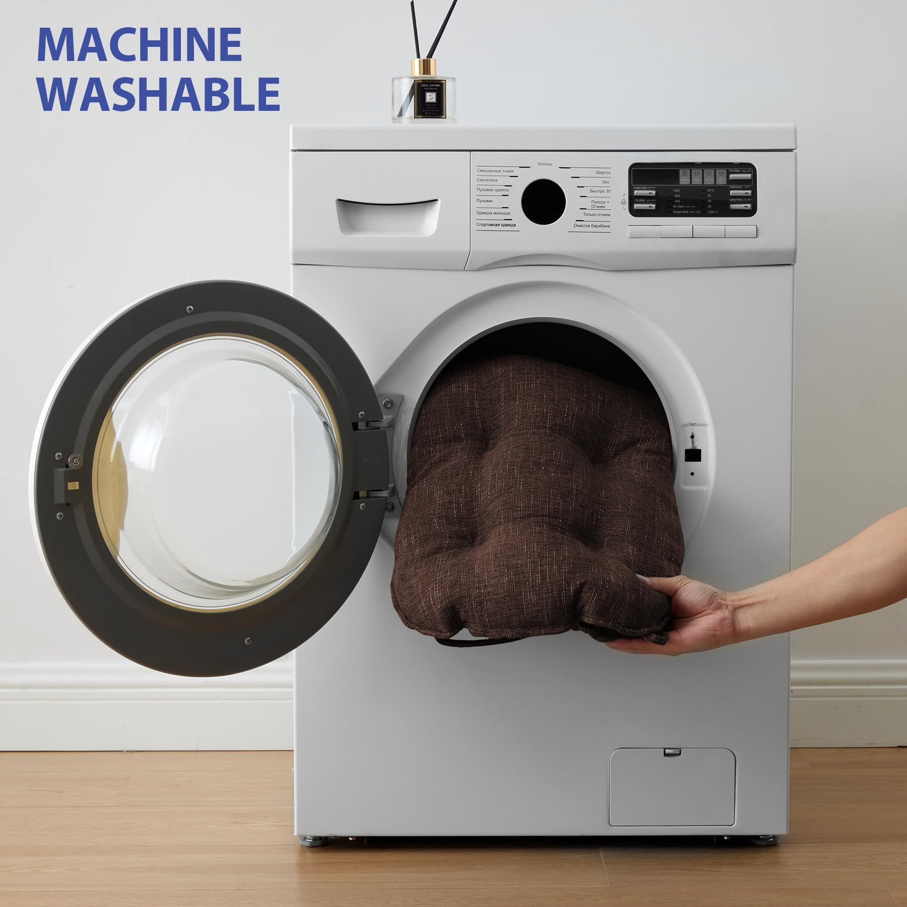 IPYNBAP easy-clean chair cushion can be wiped or machine washed.