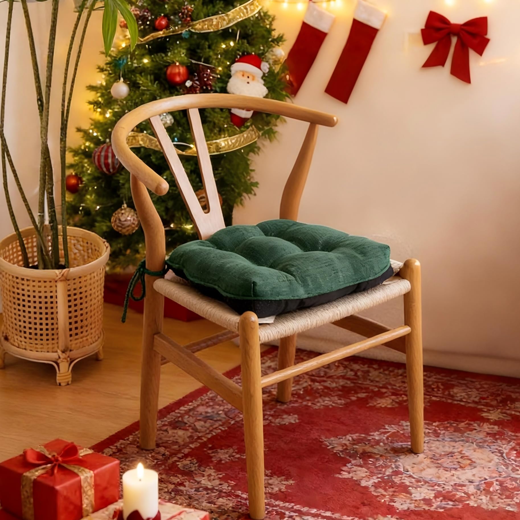 IPYNBAP memory foam cushion 15.5x15.5 offers lasting comfort.