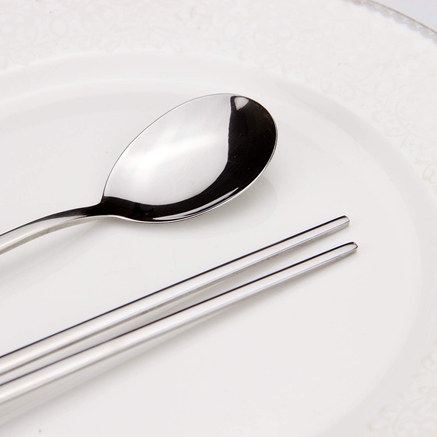 IQCWOOD Korean chopsticks non-slip design for a secure grip.