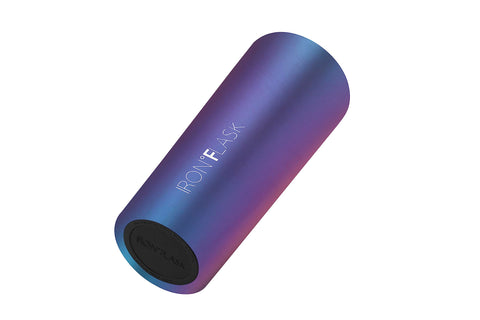 IRON °FLASK Classic Tumbler Aurora insulated design keeps drinks cold or hot.