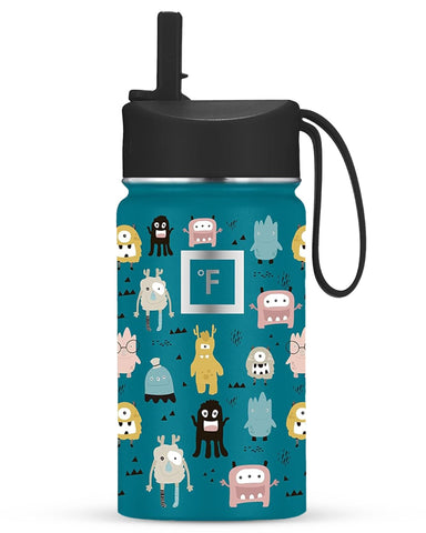 IRON °FLASK Kids Water Bottle with straw lid keeps drinks cold for school and activities.