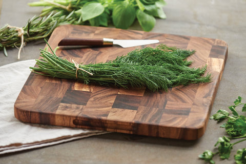 Ironwood Oslo board easy to clean after warm soapy water rinses