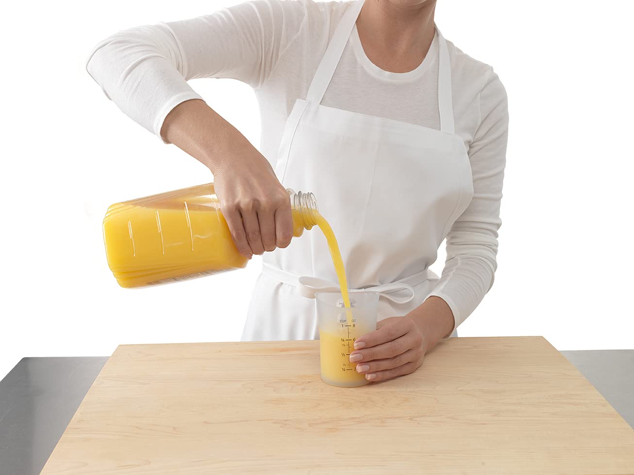 iSi Basics flexible cup design can form a spout for controlled pours
