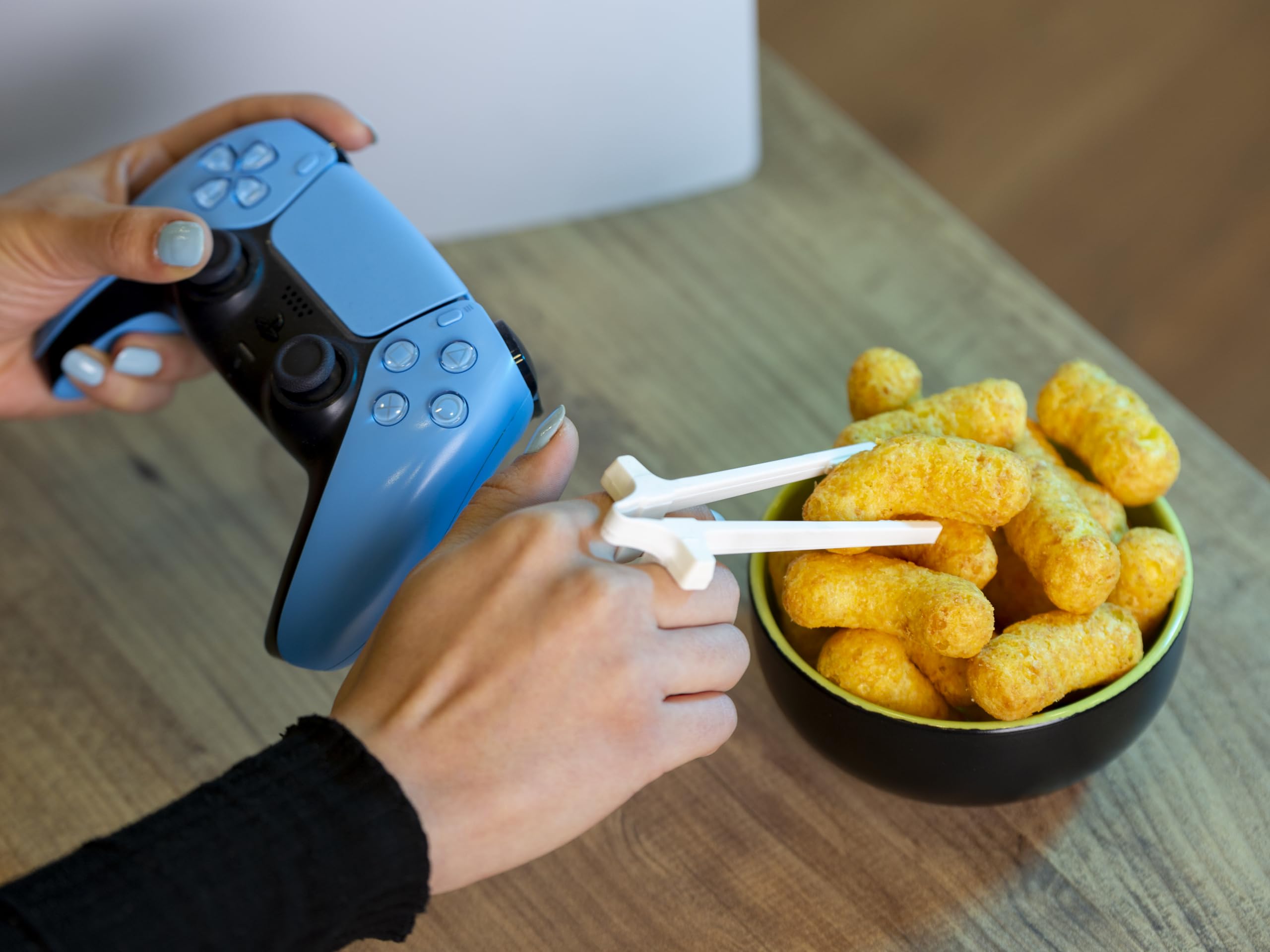 isnack Pro gaming gift idea for snack-loving friends