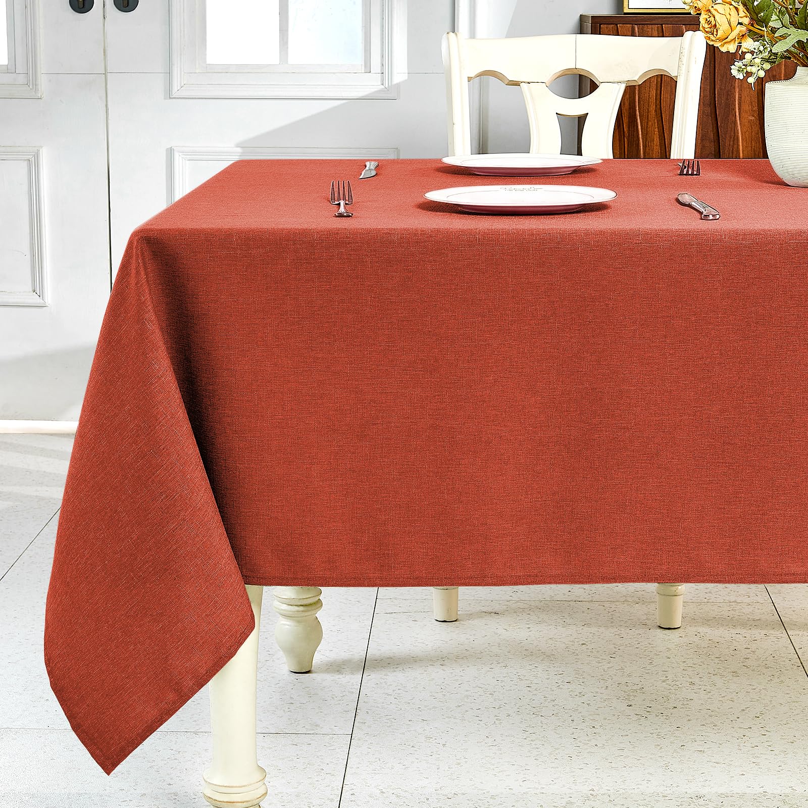 IVAPUPU fall tablecloth in burnt orange on a dining table for a festive autumn look