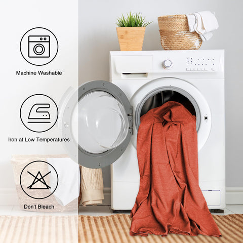 IVAPUPU machine-washable tablecloth ready for cold wash care