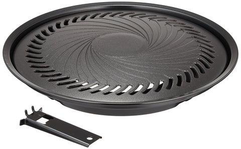 IWATANI CB-P-Y3 BBQ Plate Large top view shows durable die-cast aluminum surface for even heat.