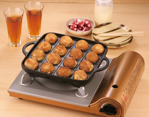 Iwatani Takoyaki grill pan dimensions graphic notes W 10.2in x D 8.2in.