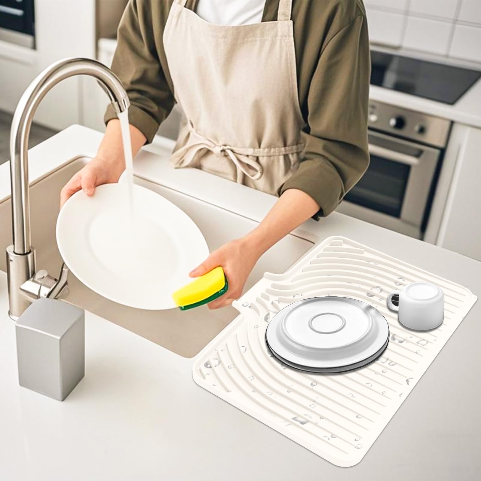 JACZZO silicone mat designed for countertop drying and sink-side draining.