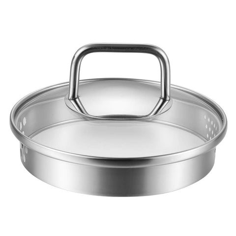 Jalzjalz matte-finish interior resists scratches while stirring sauces