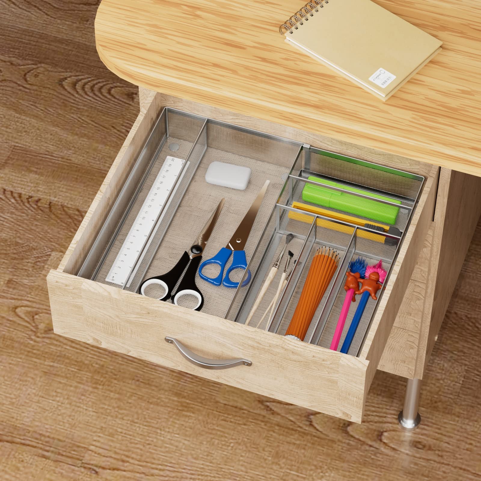 JANE EYRE non-slip feet prevent sliding during drawer use.
