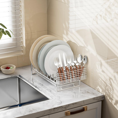 JAQ rustproof SUS304 stainless steel offers lasting durability.