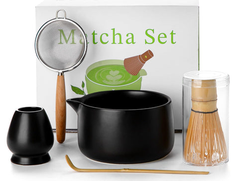 Jardin Tesoro 20oz matcha bowl with spout for smooth pours