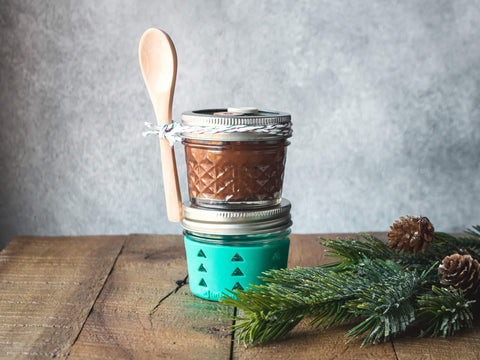 Microwave and freezer-safe sleeve for versatile storage and reheating.