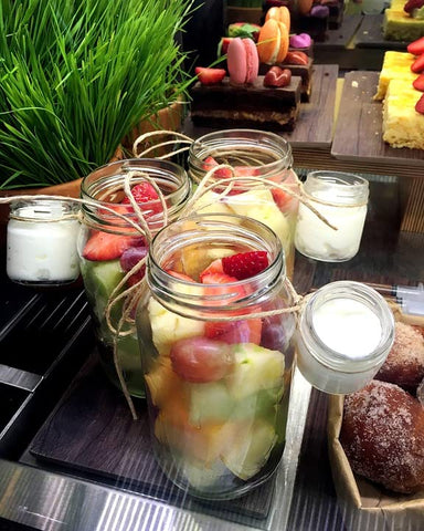 JARMING COLLECTIONS BPA-free lids keep contents fresh.