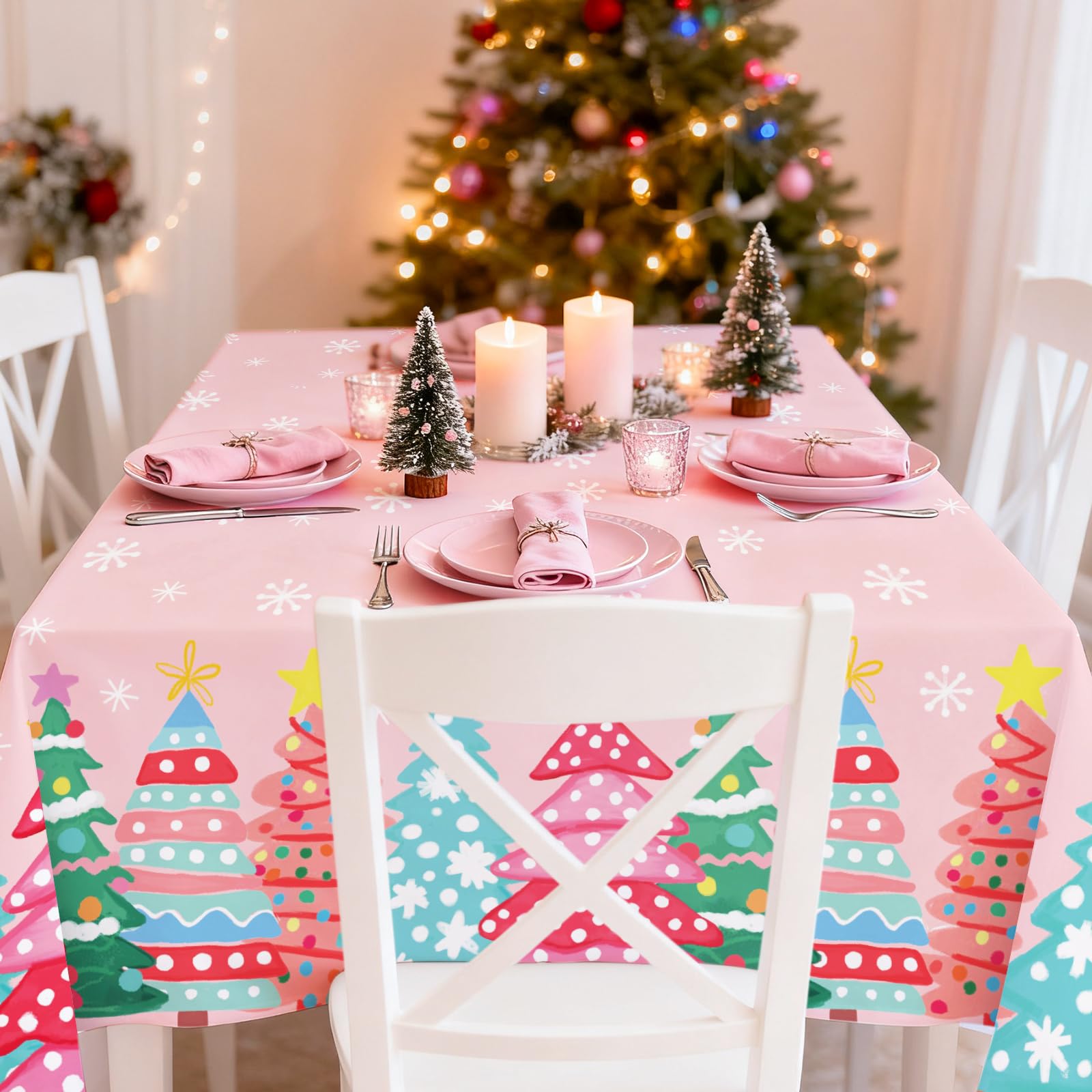 JarThenaAMCS winter decor adds festive color to celebrations