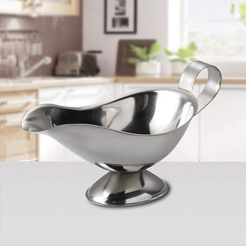 Jasni Liu versatile gravy boat for sauces, gravies, and dressings.