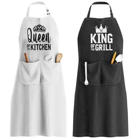 JDNFYGX King & Queen aprons set packaged as a ready-to-gift couple's present.