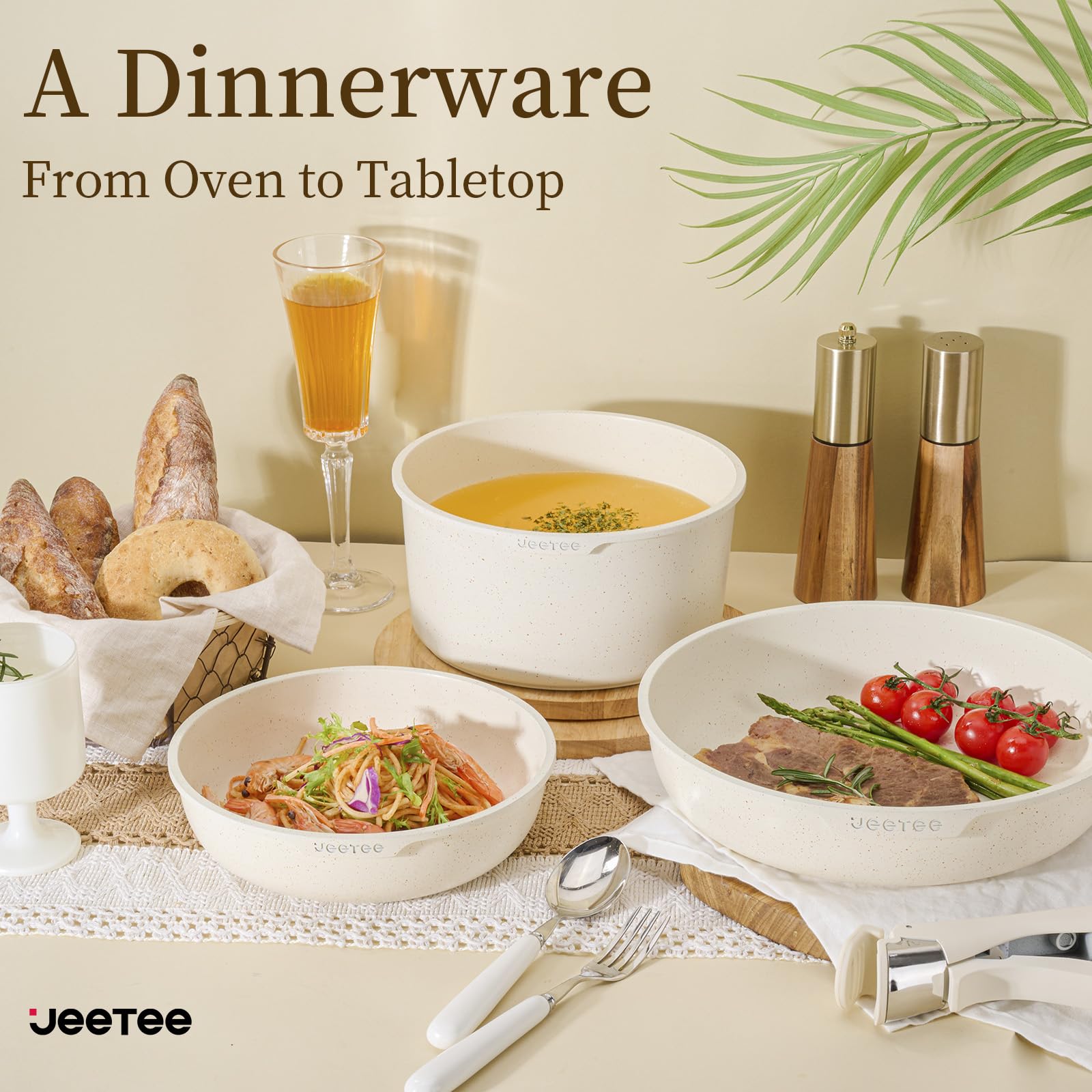 Fridge storage lid helps preserve leftovers neatly.