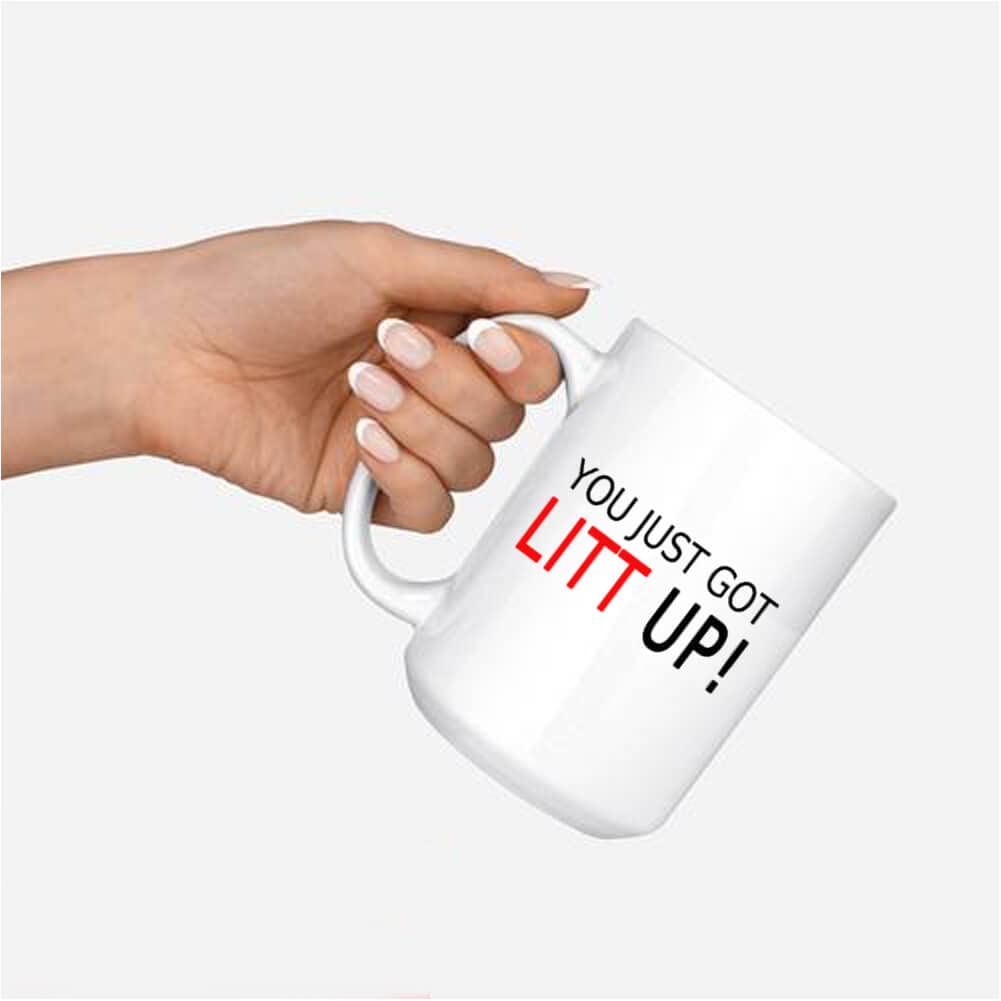 J.Ehonace mug handle close-up highlighting ergonomic grip for comfortable sipping