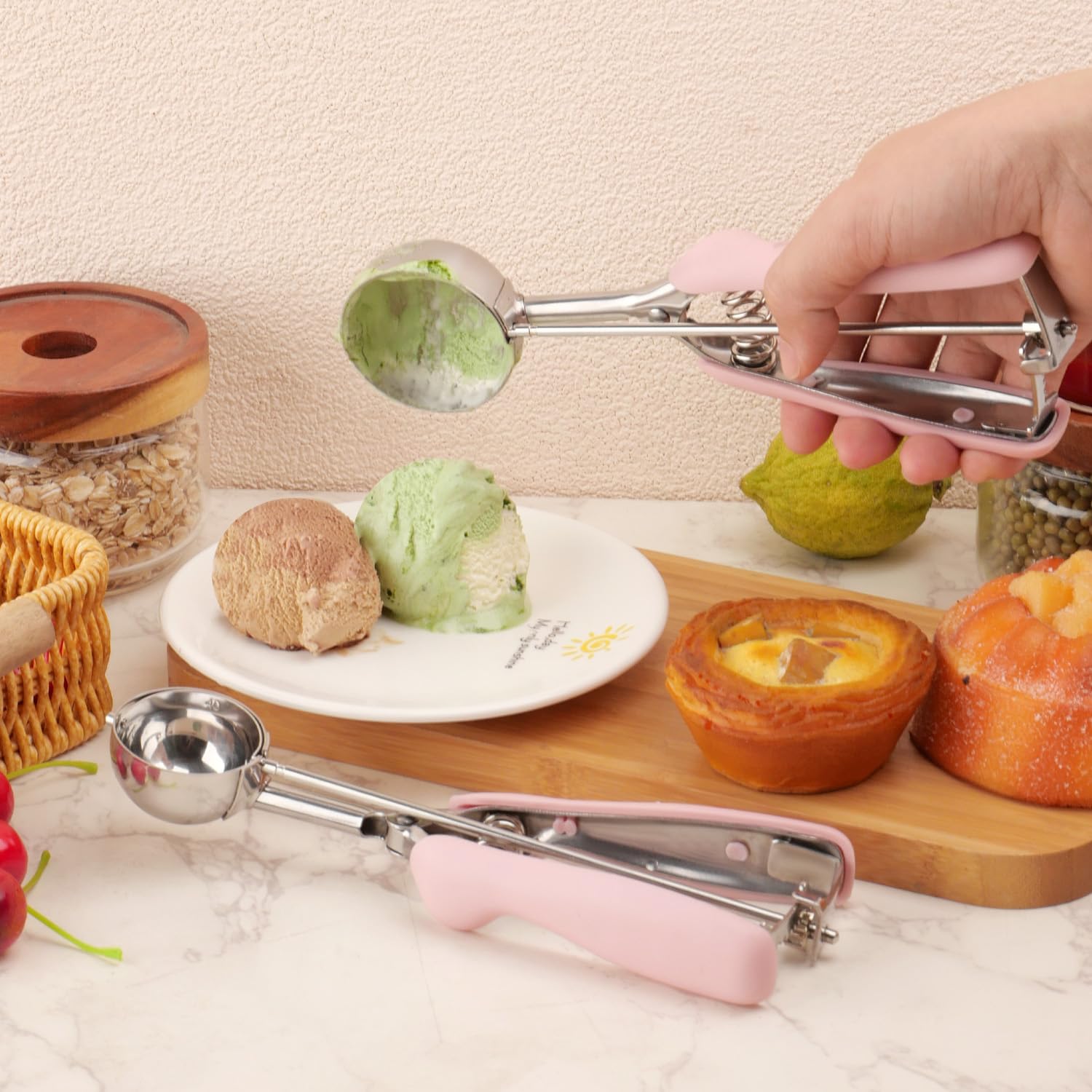 JETONN meatball and melon shaping capability for savory and sweet tasks.