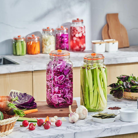JILLMO airlocks to maintain proper fermentation conditions