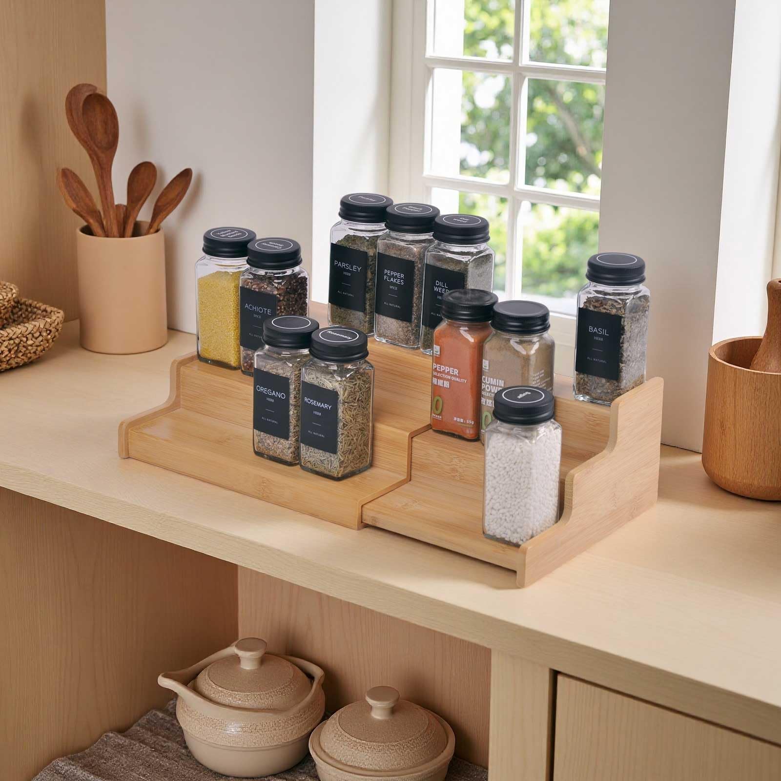 JinDoWin spice rack keeps jars visible and accessible at a glance.