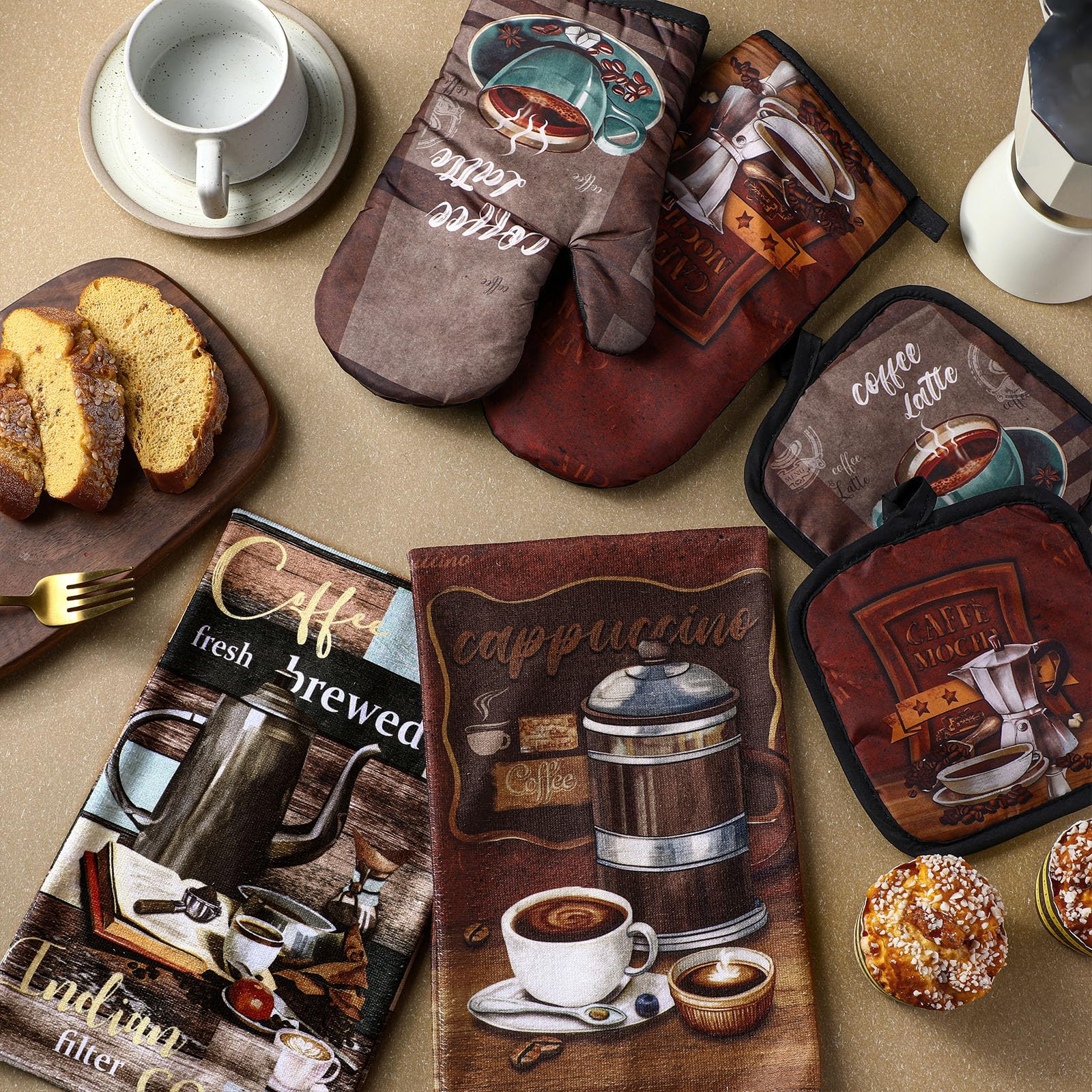 Jingmore insulated oven mitts protect hands when handling hot pots and pans.