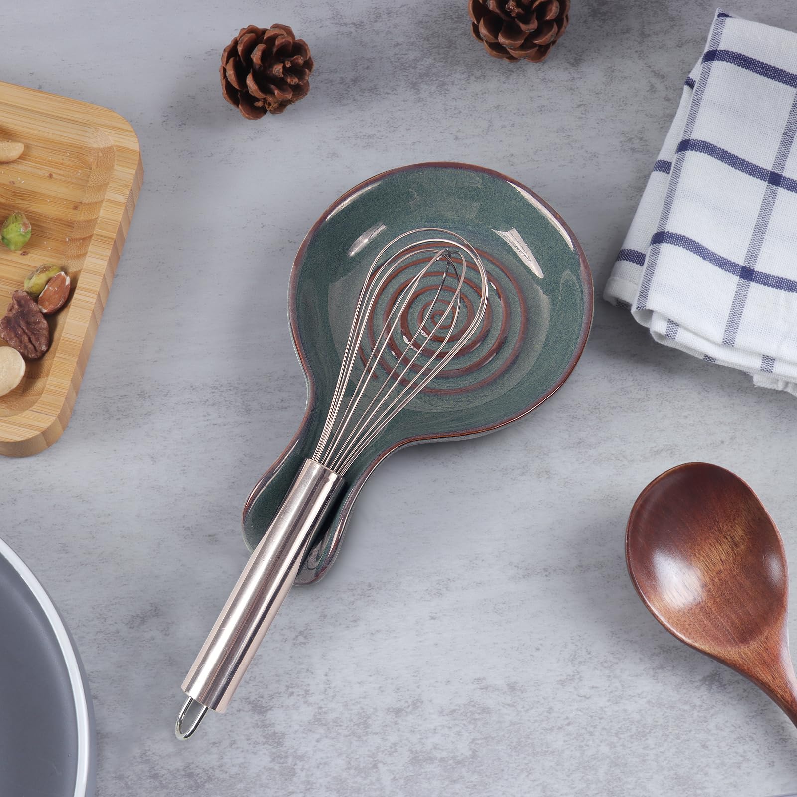 JINIHFW blue green design complements modern kitchen decor