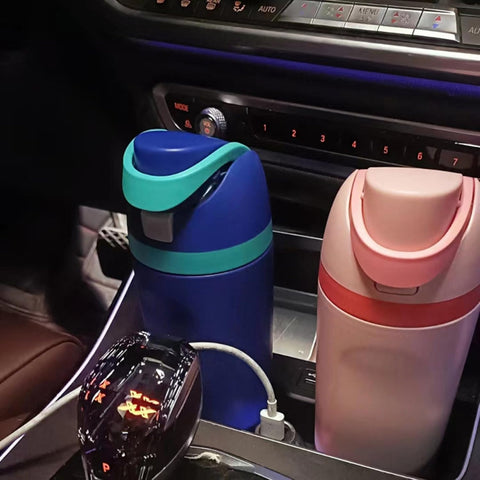 JINLING large-capacity bottle keeps water handy for long days.