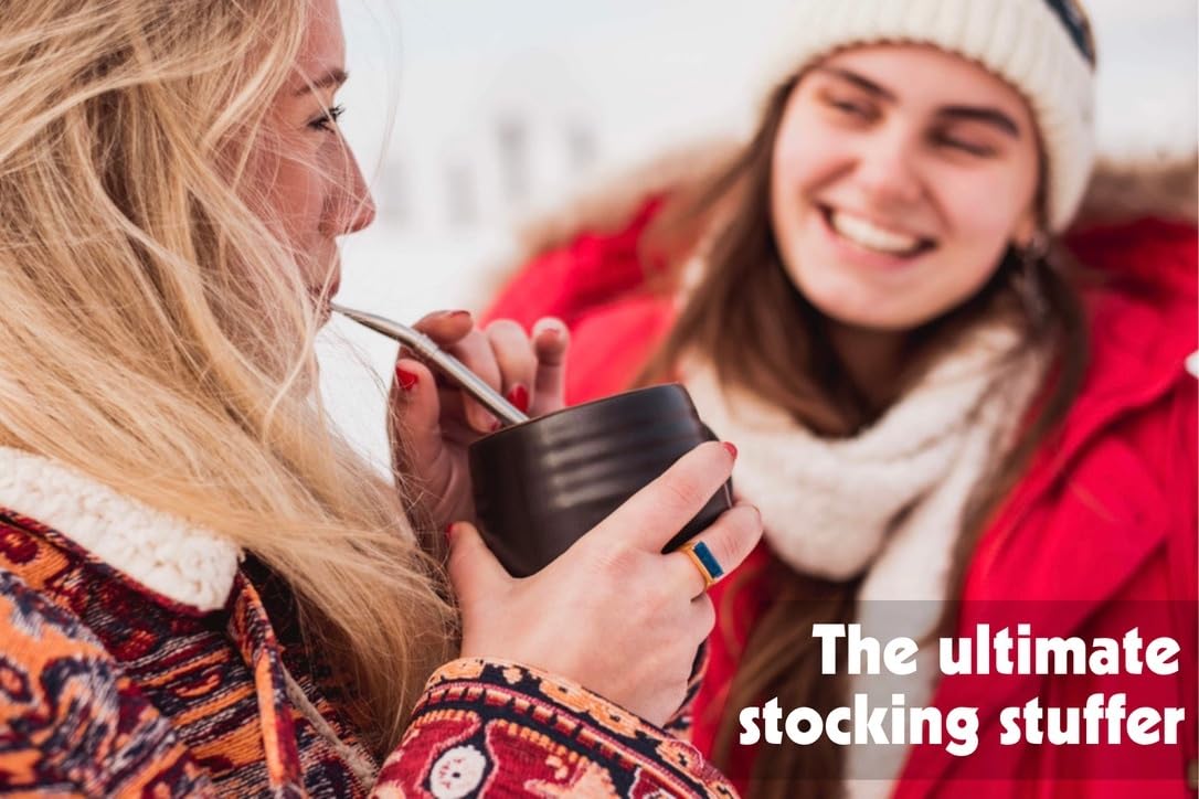 JoGo compact travel straw design highlights ultra-portable brewing for travelers.