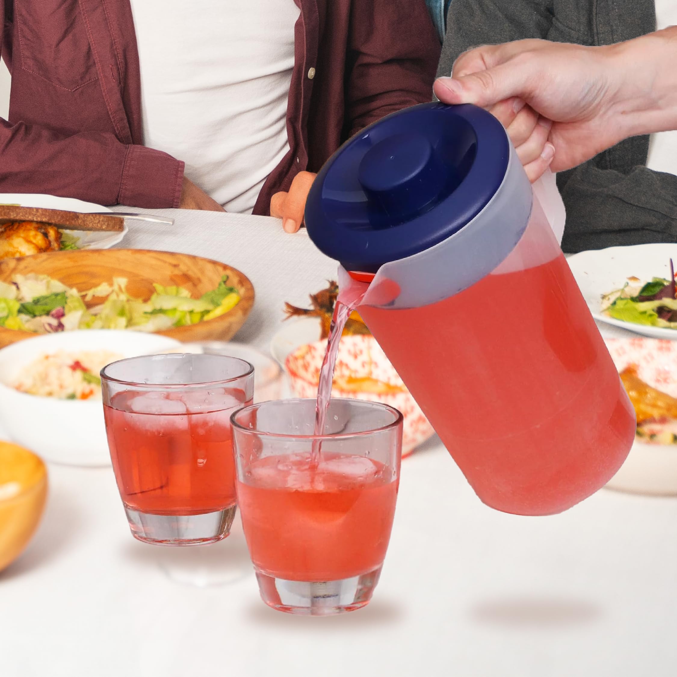 JOEY'Z batch-mixer pitcher suited for cocktails and batch drinks.