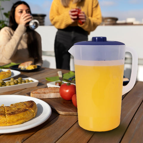 JOEY'Z BPA-free dishwasher-safe pitcher for easy cleaning.