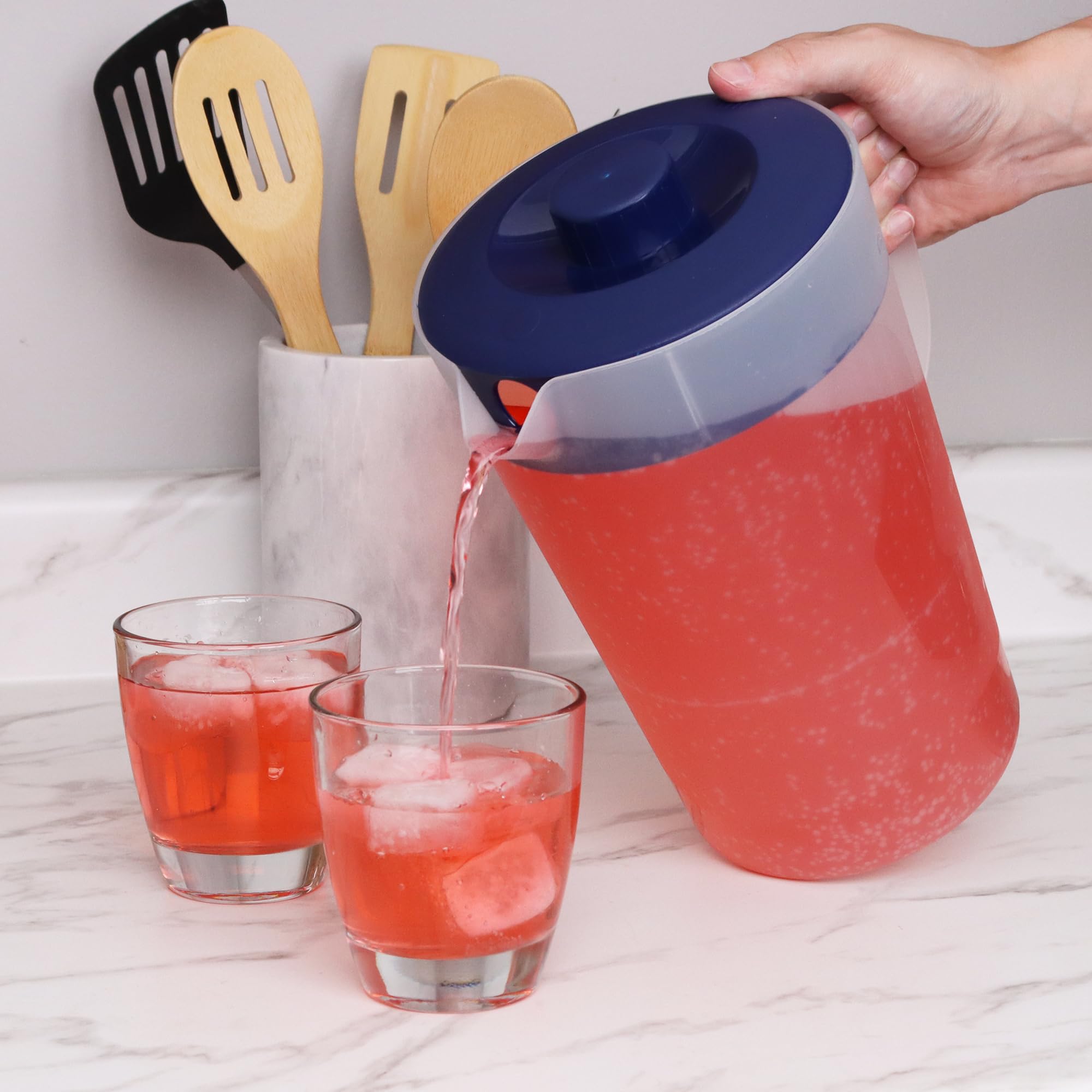 JOEY'Z one gallon pitcher with measured marks for precise mixes.