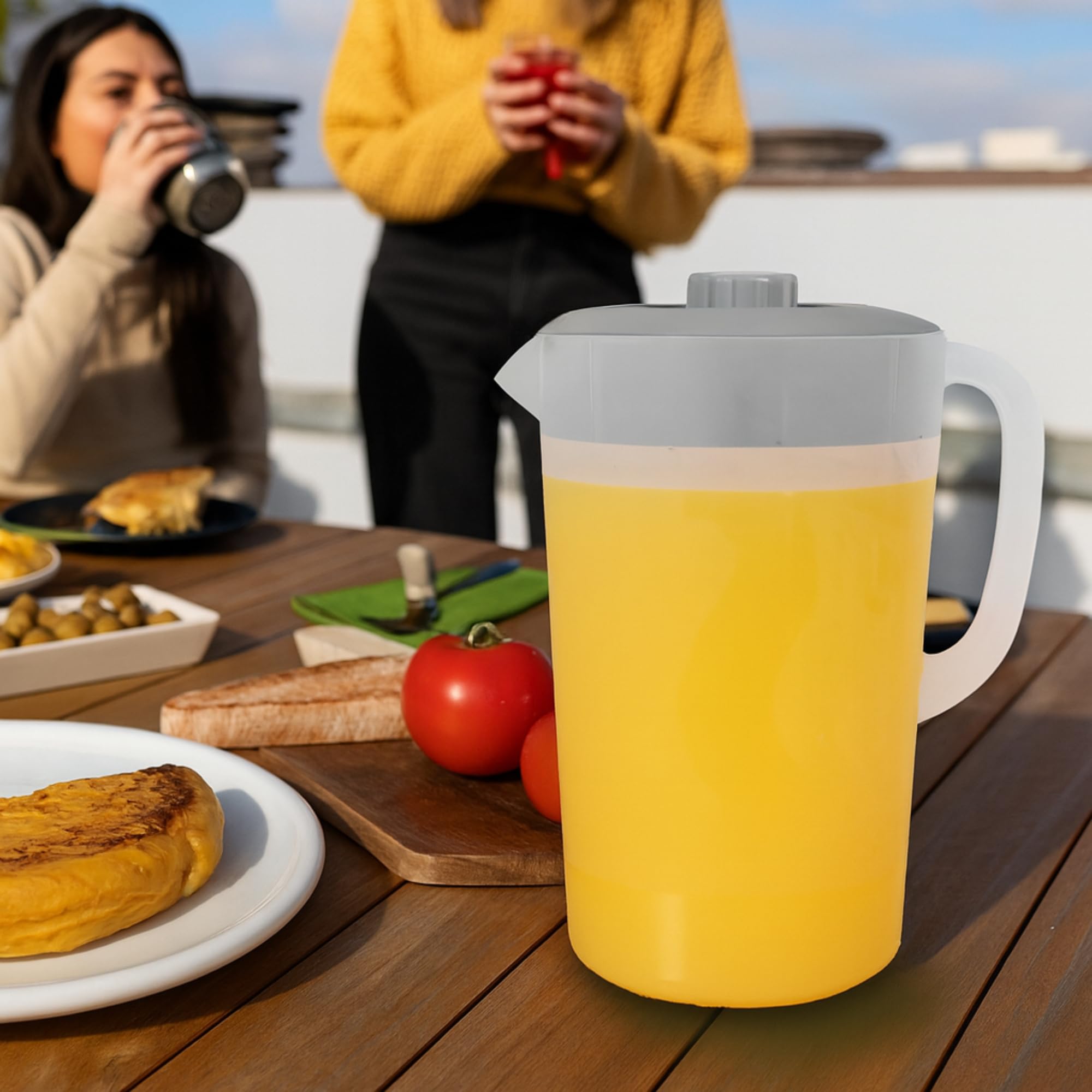 JOEY'Z 1 gallon fits in most fridges.