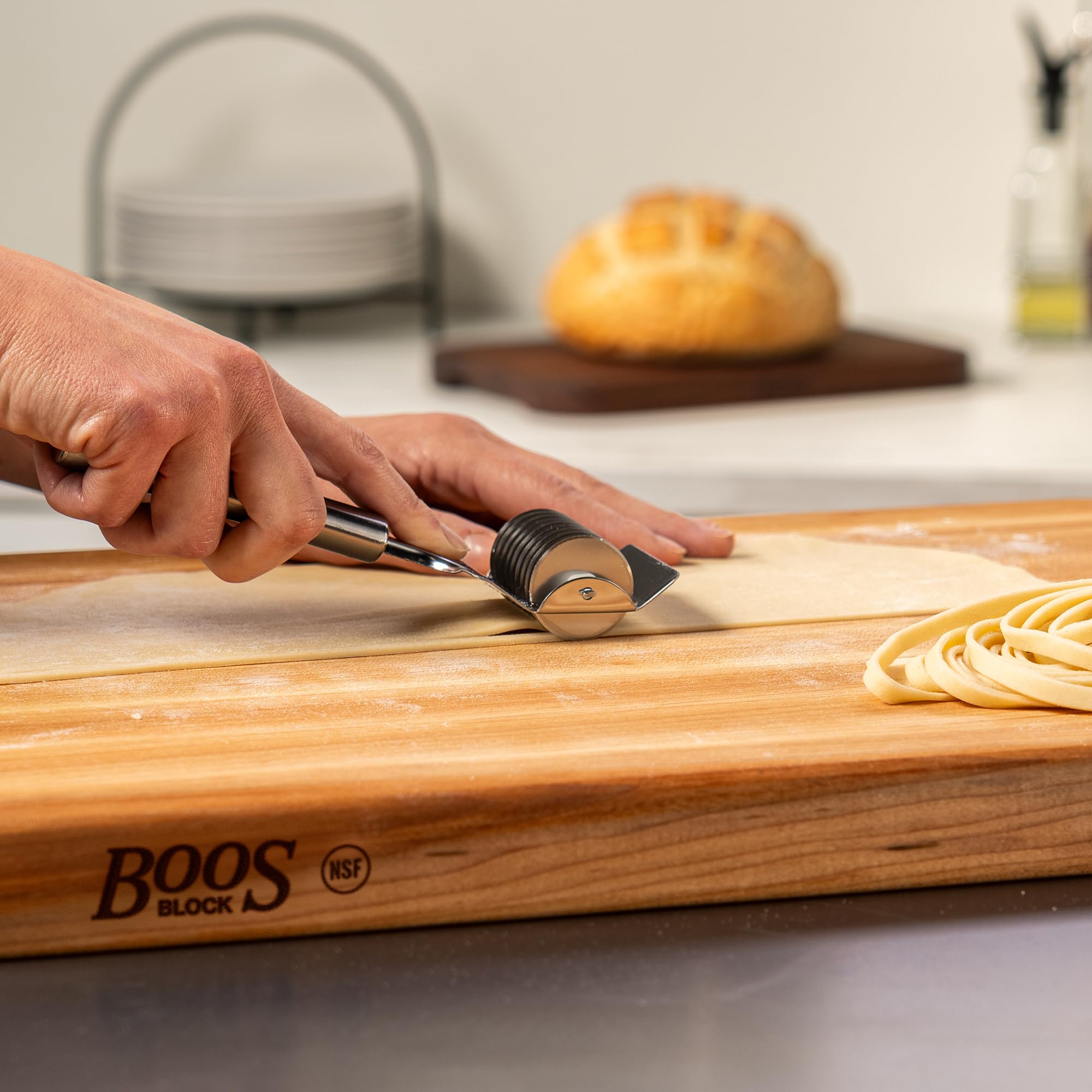 Maple texture and warm color on John Boos R-Board
