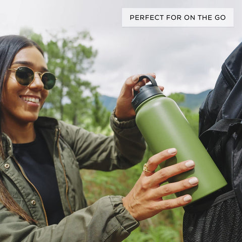 Gift-ready JoyJolt packaging with 12-month guarantee boosts purchase confidence.