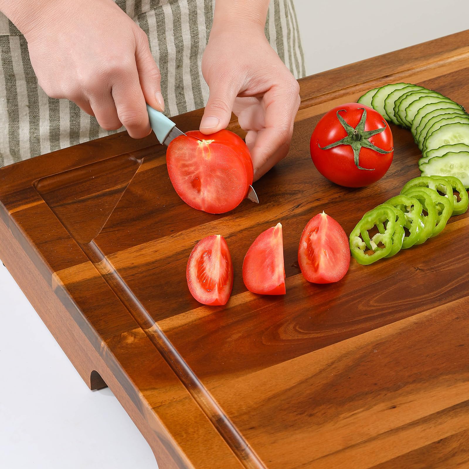 Jubilander acacia wood construction supports durable, moisture-resistant performance.