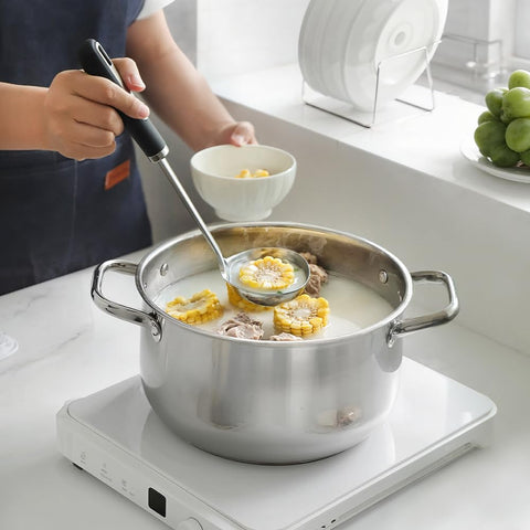 JULIPRO heat-resistant handles stay cool during high-heat stirring