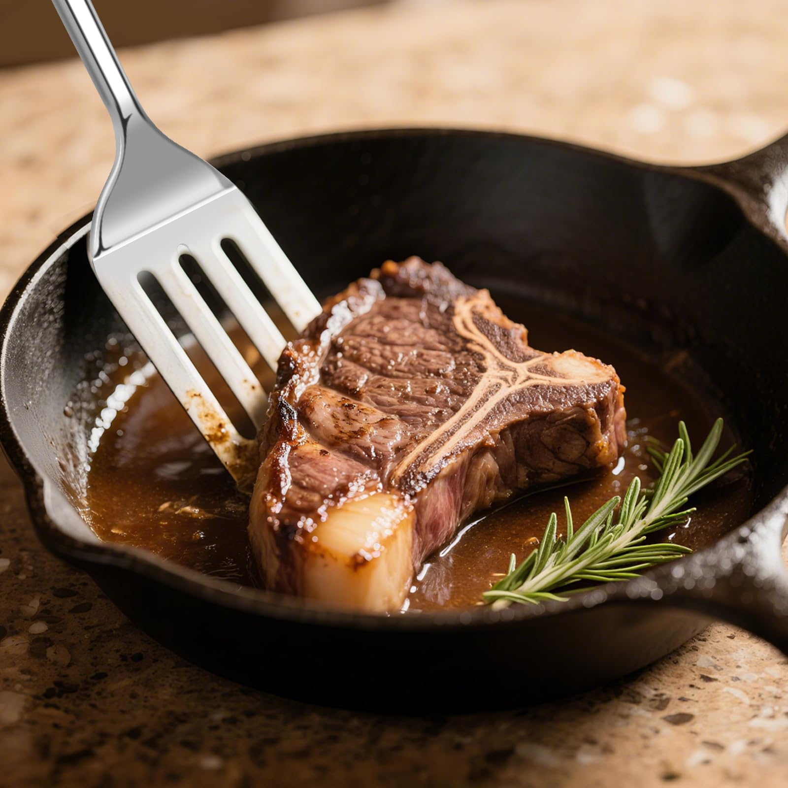 JULIPRO rust-resistant stainless steel spatula stays glossy after use.