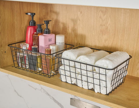 JUNCHU CHERRY matte finish wire basket resists scratches on surfaces.