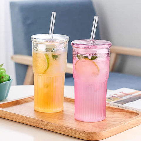 JunVpic embossed design adds style to everyday hydration and use.