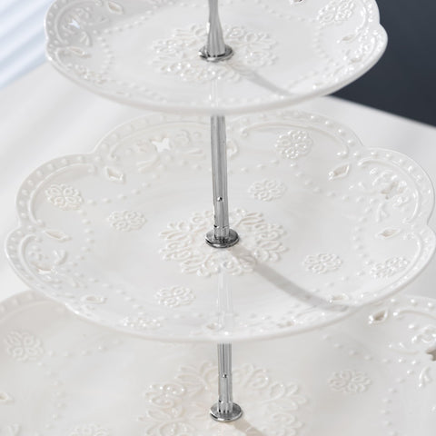 Jusalpha three-tier stand middle tier 8-inch showcase desserts and cupcakes.