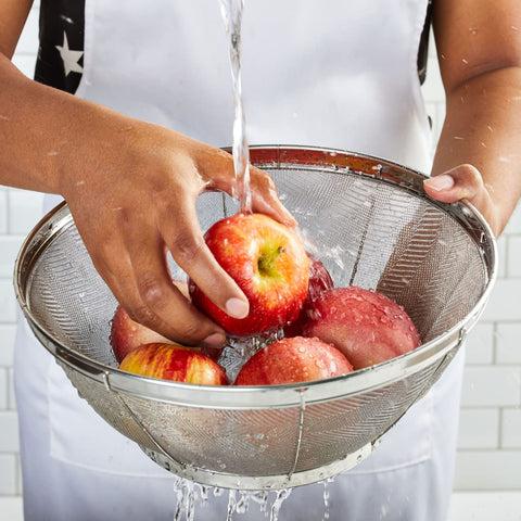 Juvale ergonomic handle mesh strainer designed for comfortable use