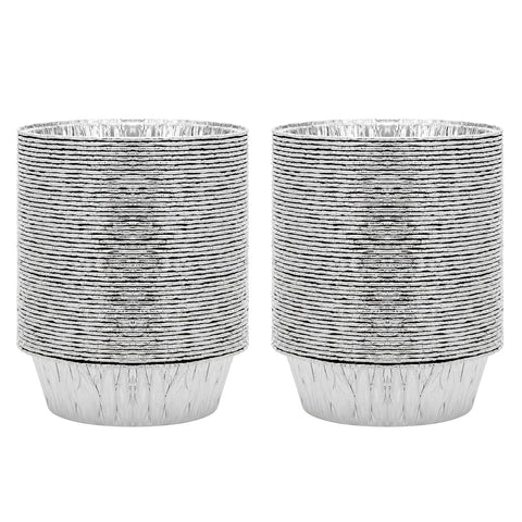 Juvale holiday baking pans ready for festive desserts and entrees