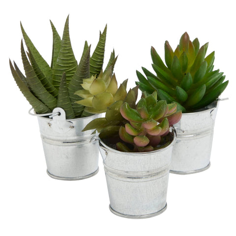 Juvale mini metal buckets used as elegant centerpieces